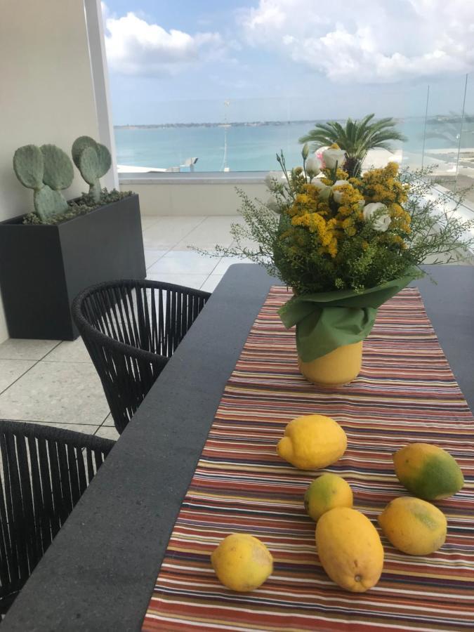 La Terrazza Sul Porto Bed & Breakfast Syracuse ภายนอก รูปภาพ